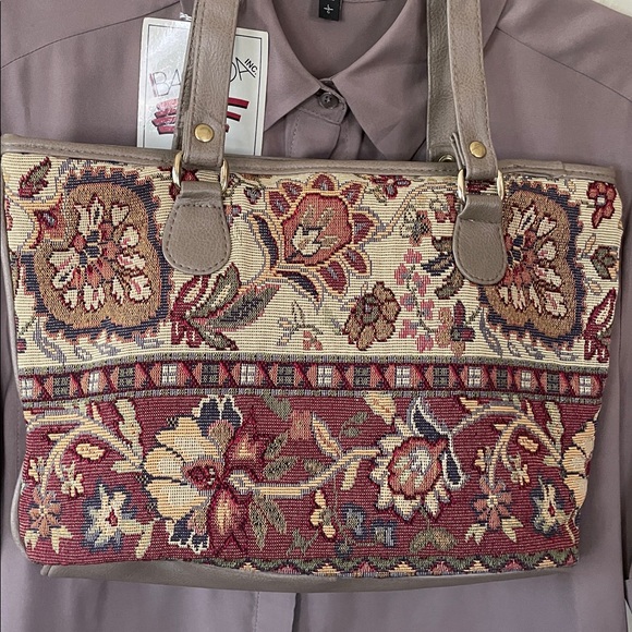 Classy Vintage Look NWT Floral Brocade Purse - Picture 3 of 15